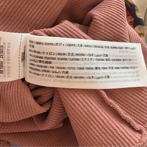 Abercrombie ribbed fabric tank bodysuit in dusty rose color, size XS - Picture 4 of 4